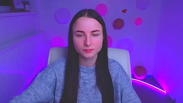 Eva Janee online show from 03.07.25