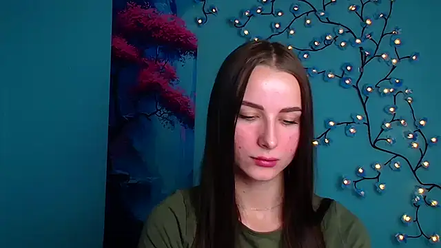 Eva Janee online show from 10.14.25