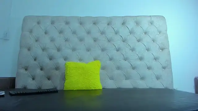 FernandaClar online show from 03.05.25