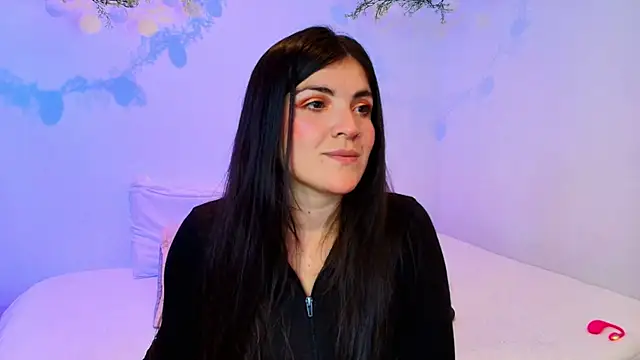 Amara vega online show from 12.20.25