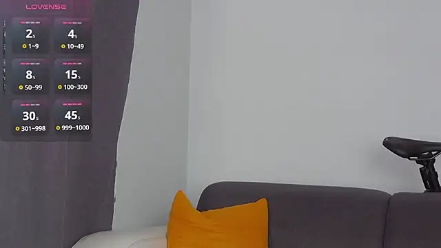 Snapshot of Nobodyforever chatting on 02.06.25 Nobodyforever online show from 02.06.25