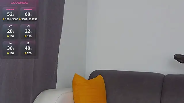 Snapshot of Nobodyforever chatting on 02.13.25 Nobodyforever online show from 02.13.25