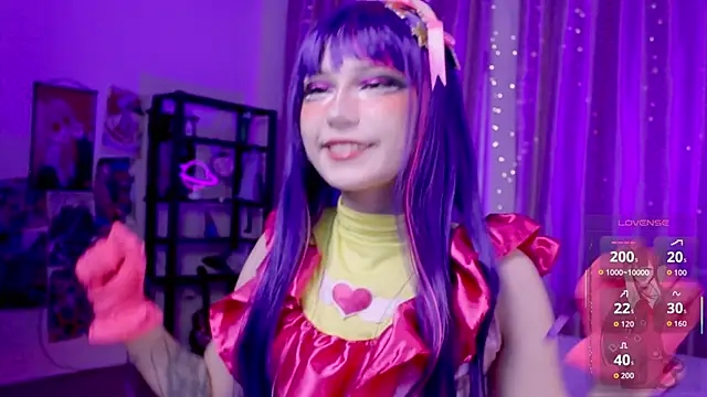 Carolina Leep online show from 10.07.25