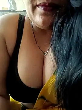 Snapshot of sneha_rose chatting on 01.23.25 sneha rose online show from 01.23.25