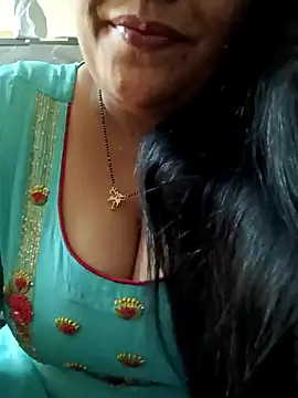 Snapshot of sneha_rose chatting on 01.27.25 sneha rose online show from 01.27.25