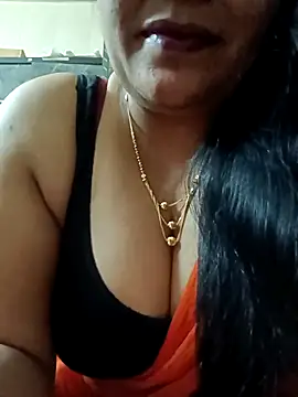 Snapshot of sneha_rose chatting on 02.25.25 sneha rose online show from 02.25.25