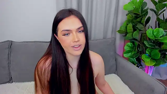 Snapshot of sexyangeloux chatting on 05.23.26 sexyangeloux online show from 05.23.26