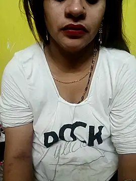 Snapshot of Sexyranibhabhi chatting on 04.28.26 Sexyranibhabhi online show from 04.28.26