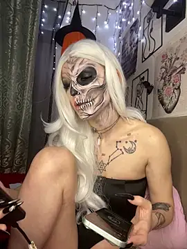 MoonAgnes online show from 02.24.26