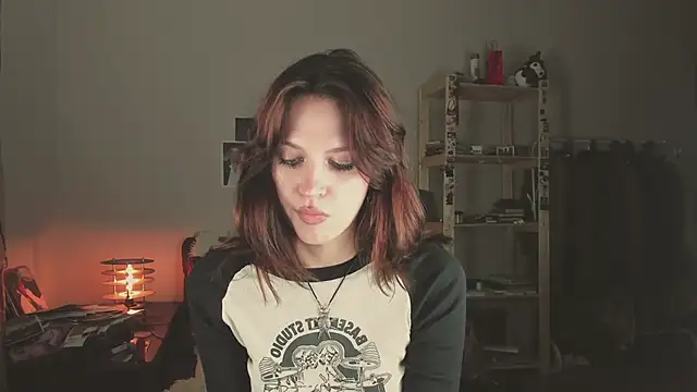 Snapshot of Niky__Jess chatting on 05.17.26 Niky Jess online show from 05.17.26