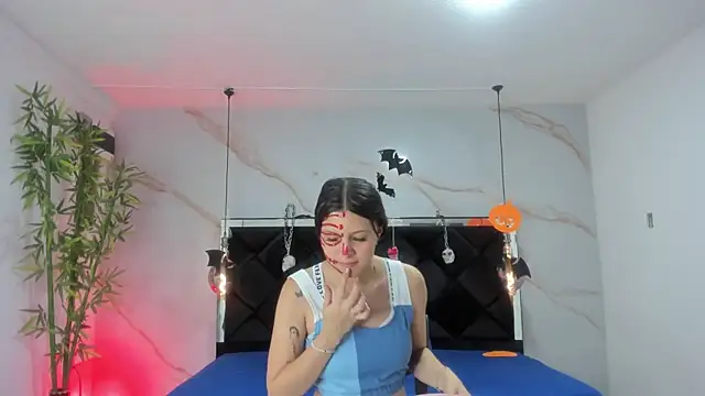 AngelaaCute  online show from 10.27.25