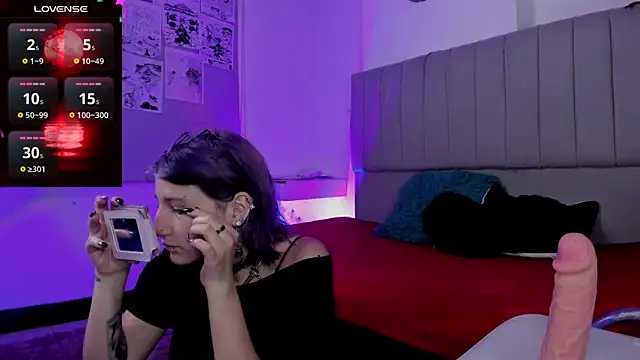 Snapshot of SukiFuyu_ chatting on 01.24.25 SukiFuyu  online show from 01.24.25