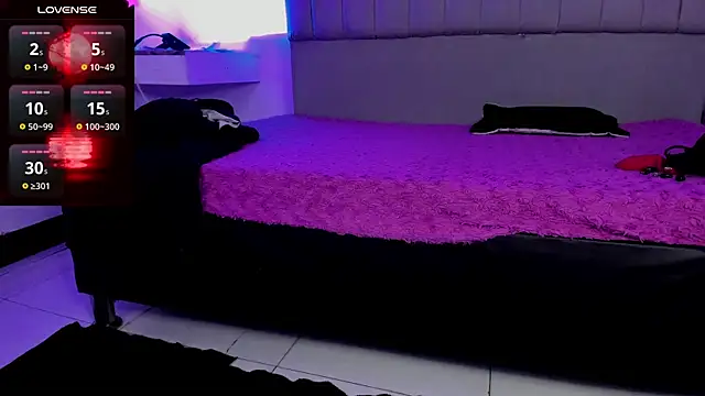 Snapshot of SukiFuyu_ chatting on 01.29.25 SukiFuyu  online show from 01.29.25