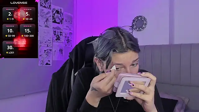 Snapshot of SukiFuyu_ chatting on 03.14.25 SukiFuyu  online show from 03.14.25