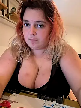 LadyRochester online show from 09.13.25