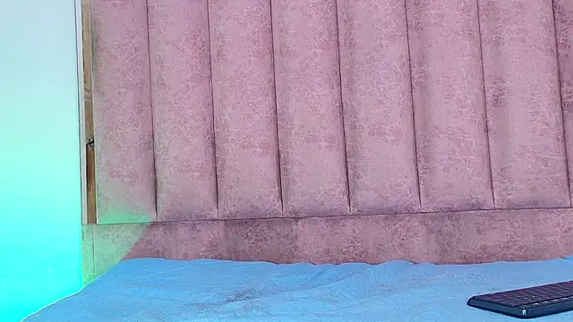 anisha x online show from 09.10.25