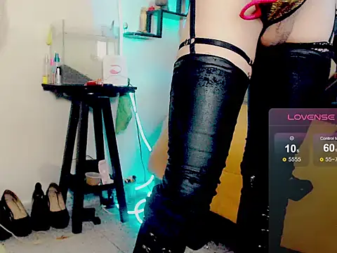 Snapshot of kimkardasha98 chatting on 06.02.26 kimkardasha98 online show from 06.02.26