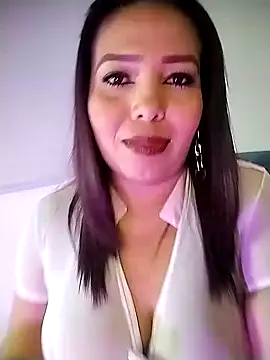 Snapshot of Giinger_gap chatting on 10.28.25 Giinger gap online show from 10.28.25