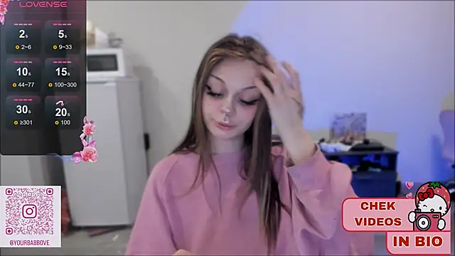 Snapshot of shy_melony chatting on 02.14.25 shy melony online show from 02.14.25