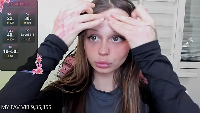 Snapshot of shy_melony chatting on 01.12.26 shy melony online show from 01.12.26