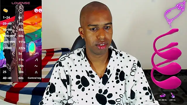 Snapshot of mrjhon26 chatting on 06.15.26 mrjhon26 online show from 06.15.26