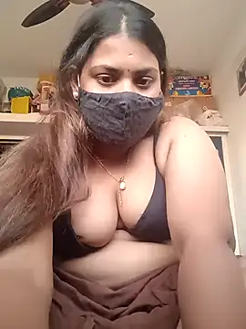 Hotmilfxox online show from 12.17.24