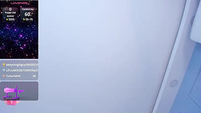 Snapshot of dulce_santamaria chatting on 12.24.24 dulce santamaria online show from 12.24.24