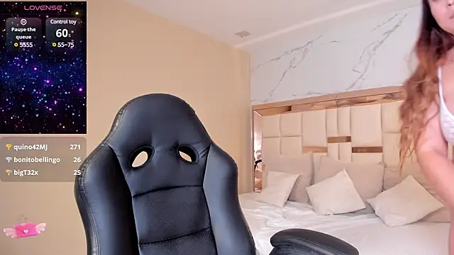 Snapshot of dulce_santamaria chatting on 01.05.25 dulce santamaria online show from 01.05.25