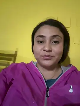 Snapshot of dulce_santamaria chatting on 03.06.25 dulce santamaria online show from 03.06.25