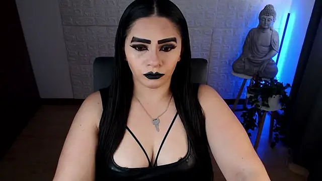 Snapshot of GODDESS_EVANS chatting on 12.18.24 GODDESS EVANS online show from 12.18.24