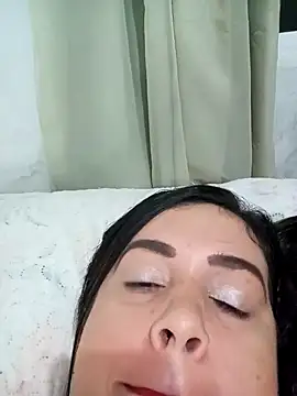 Snapshot of Ceccii chatting on 02.26.25 Ceccii online show from 02.26.25