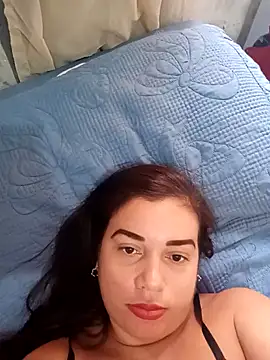 Snapshot of Ceccii chatting on 09.18.25 Ceccii online show from 09.18.25