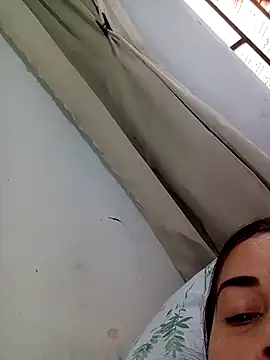 Snapshot of Ceccii chatting on 10.11.25 Ceccii online show from 10.11.25