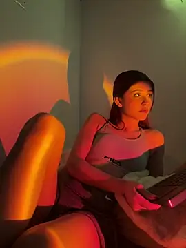 AnnyCherry  online show from 02.18.25