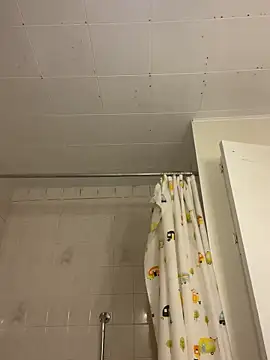 Snapshot of Frenchpoo chatting on 03.01.26 Frenchpoo online show from 03.01.26