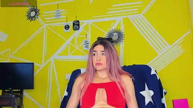 Nikolle Rouss online show from 02.21.26