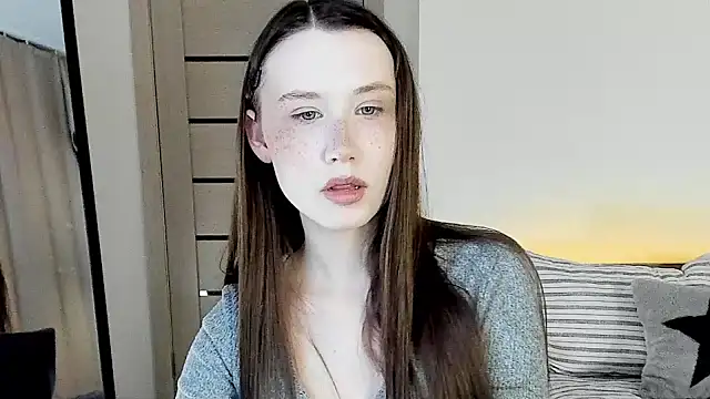 Snapshot of Stella_Sunny chatting on 03.11.26 Stella Sunny online show from 03.11.26