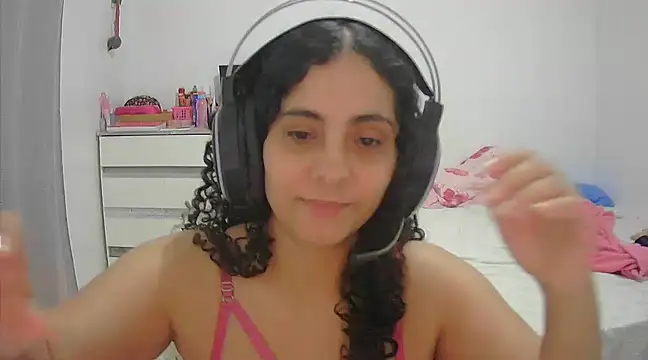 Snapshot of leximaxell chatting on 02.12.25 leximaxell online show from 02.12.25