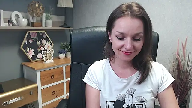 AliciaDesire online show from 12.17.24