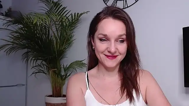 AliciaDesire online show from 01.20.25