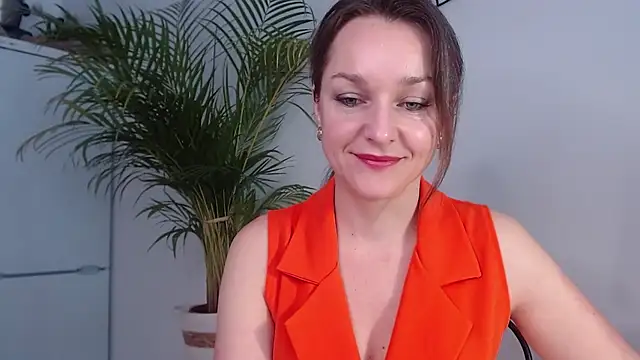 AliciaDesire online show from 02.06.25