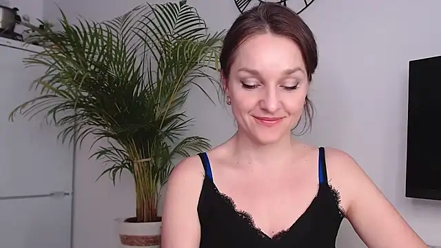 AliciaDesire online show from 02.11.25