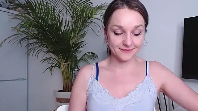 AliciaDesire online show from 02.12.25