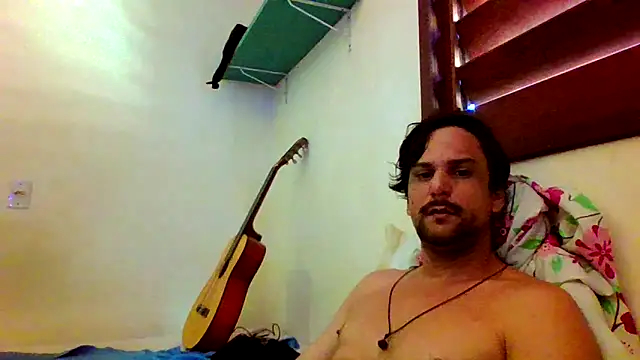 Snapshot of couplemilk chatting on 03.25.26 couplemilk online show from 03.25.26