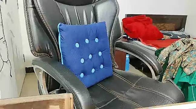 Snapshot of Anjali_cute-Pondati chatting on 02.12.25 Anjali cute-Pondati online show from 02.12.25