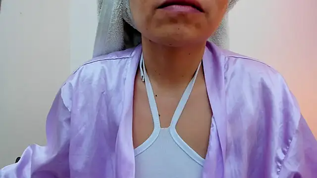 Sofia Walke1 online show from 10.18.25