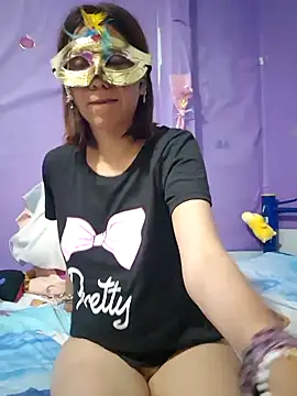 Lunababymylove online show from 01.13.25