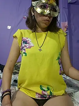 Lunababymylove online show from 10.19.25