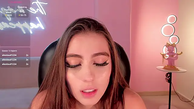 DolcieElliot online show from 02.28.25