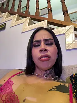 GiahDaniels online show from 05.15.26
